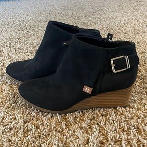 Dr Scholls Noelle Wedge Bootie 